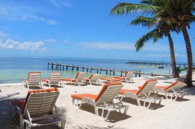 Banana Beach Resort in San Pedro