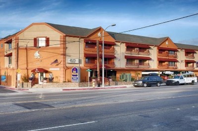 Best Western Harbour Inn and Suites in Huntington Beach
