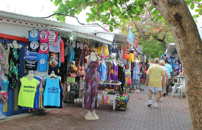 Duty free shopping in St. Maarten
