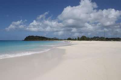 Ffryes Beach in Antigua