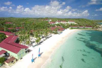Grand Pineapple Beach Resort Antigua Barbuda