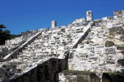 Maya Museum (Museo Maya)