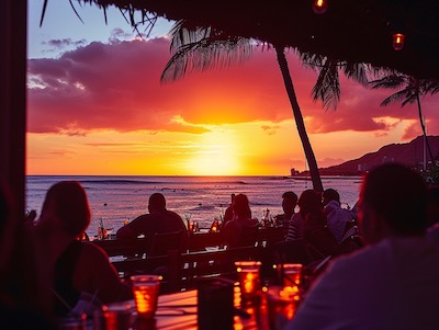 Oahu Casual Sunset Dinner and Show Cruise