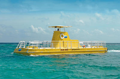 Submarine in Cancun