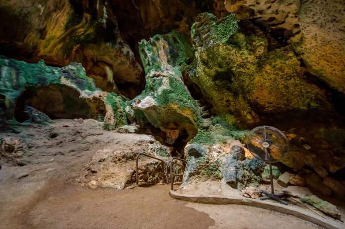 Hato Caves in Curacao