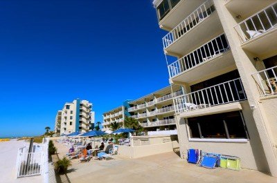 Shoreline Island Resort-Exclusively Adult in Madeira Beach